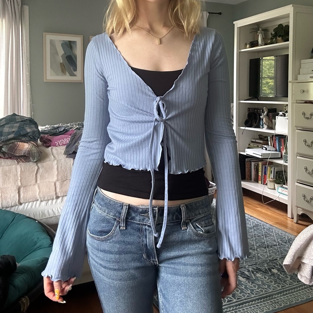 urban outfitters bell sleeve tie front top